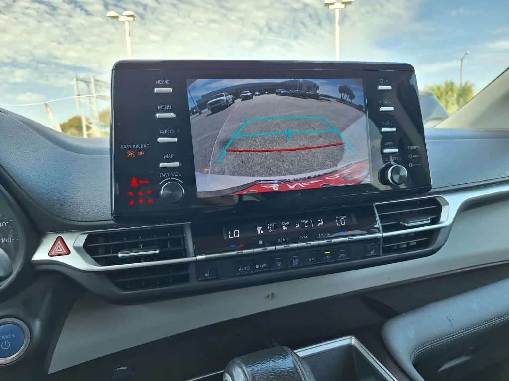 Used 2023 Beige Toyota XLE image 20
