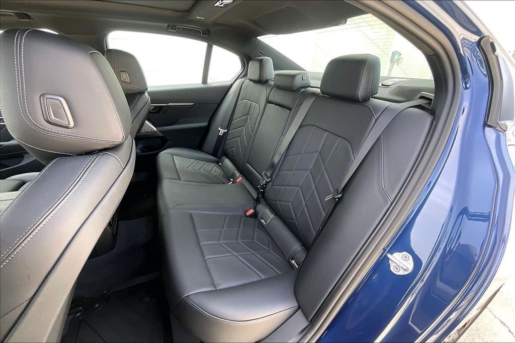 Used 2026 Blue BMW 550e xDrive image 23