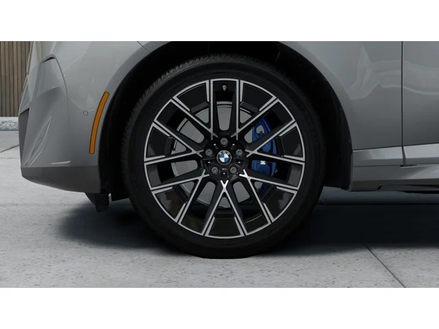 New 2027 Space Silver Metallic BMW  image 7