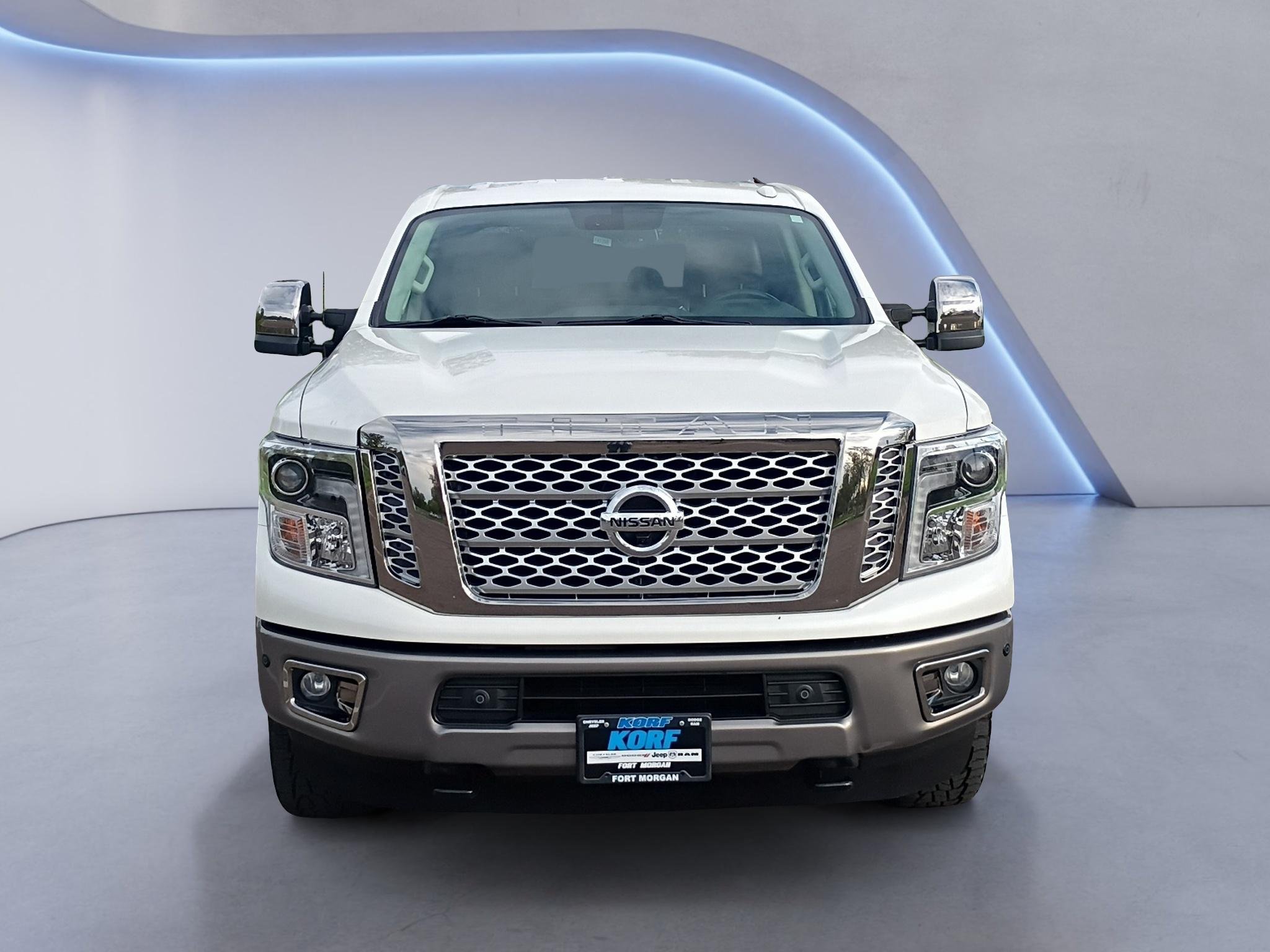 Used 2017 Pearl White Nissan Platinum Reserve image 8