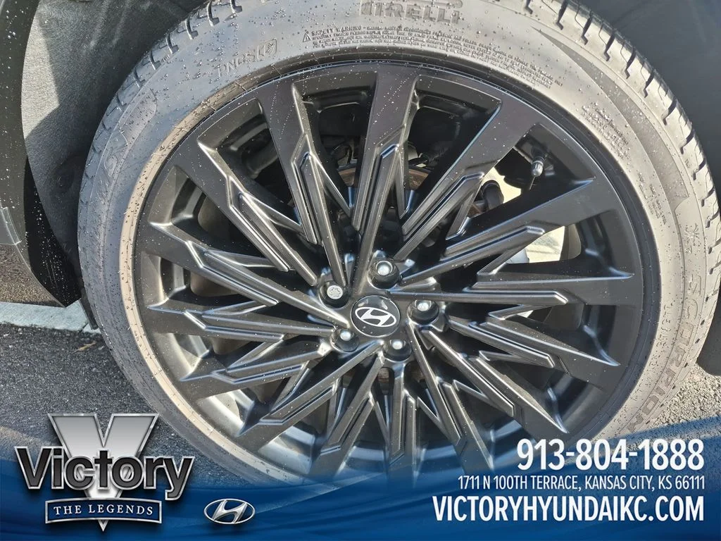 Used 2024 Black Hyundai Calligraphy image 27