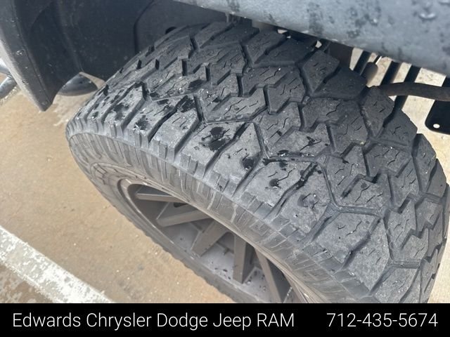 Used 2014 Gray Jeep Unlimited Sport image 2