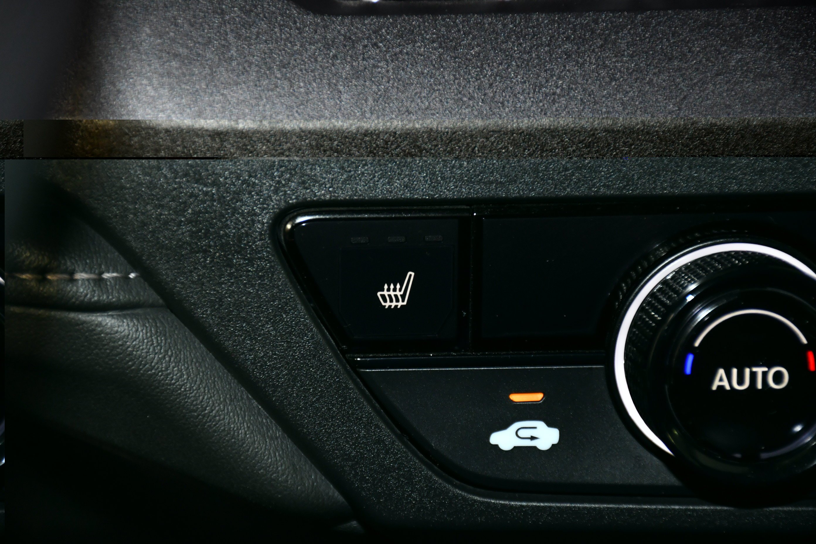Certified Used 2023 Crystal Black Pearl Honda EX image 29