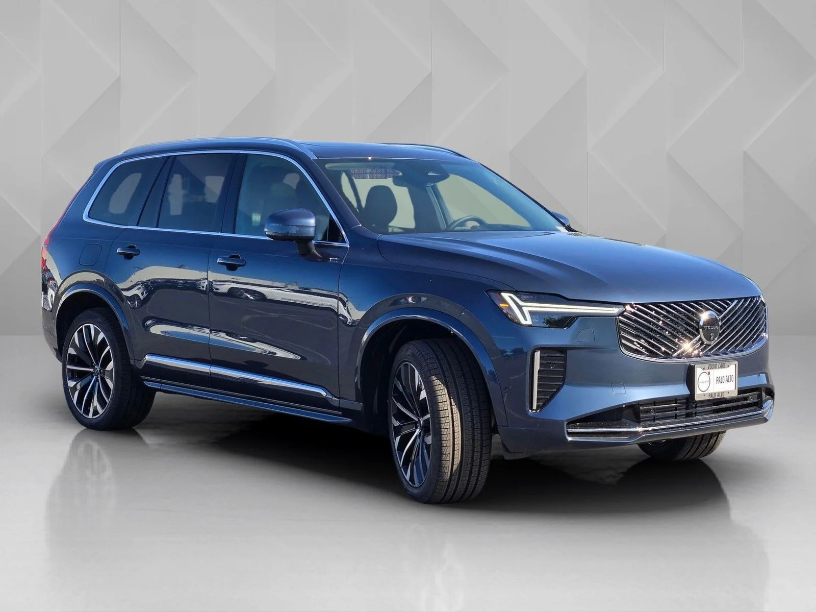 2026 Volvo XC90 Ultra - Photo 10