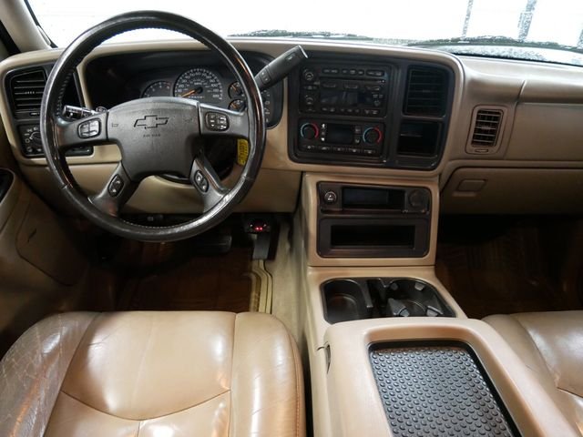 Used 2006 Summit White Chevrolet LT image 12