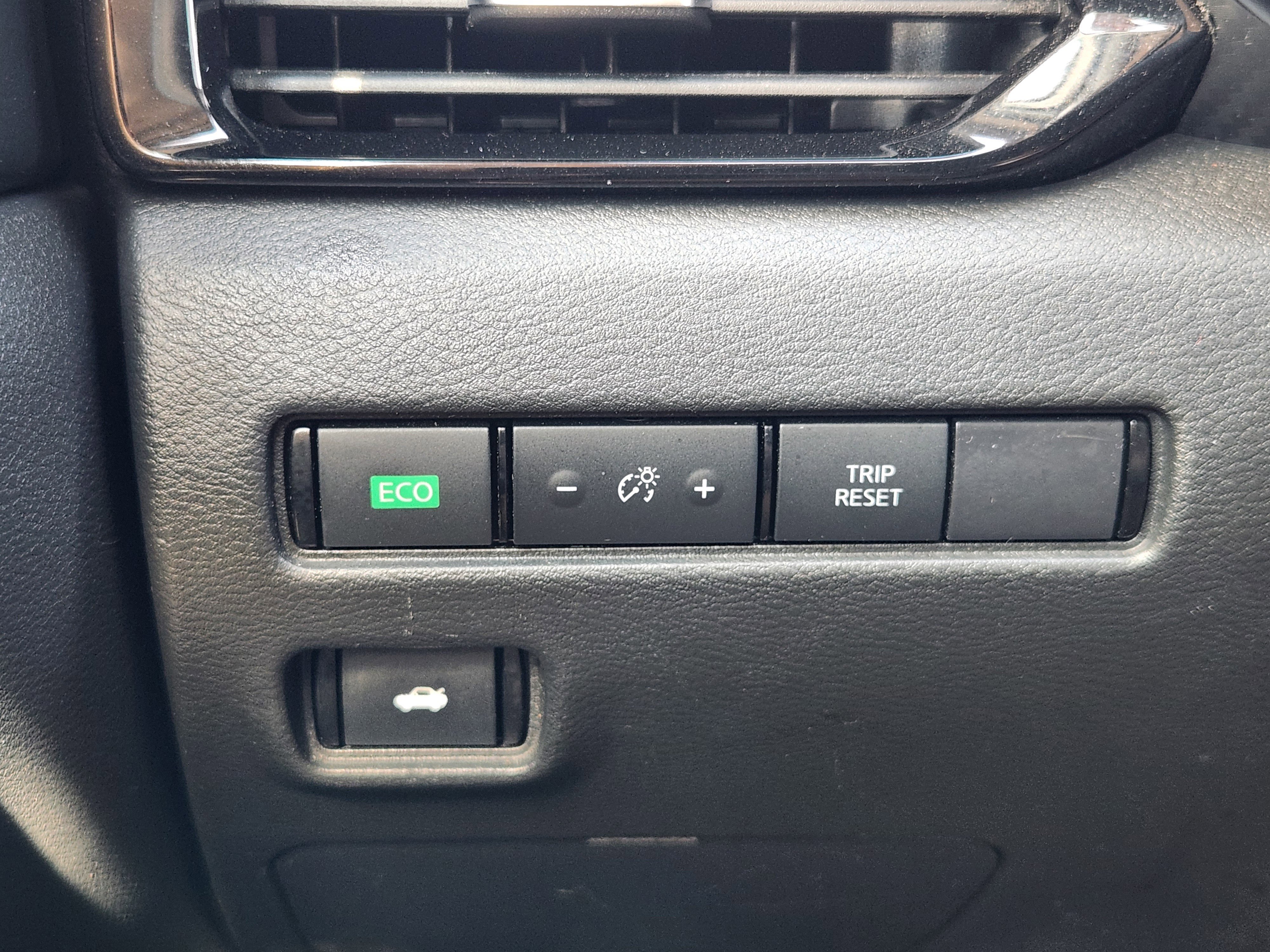 Certified Used 2024  Nissan SV image 22