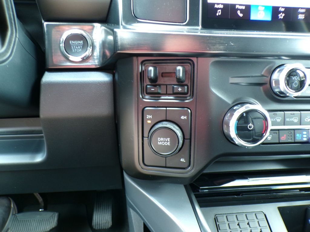 New 2026 Carbonized Gray Metallic Ford F-450® LARIAT® image 14