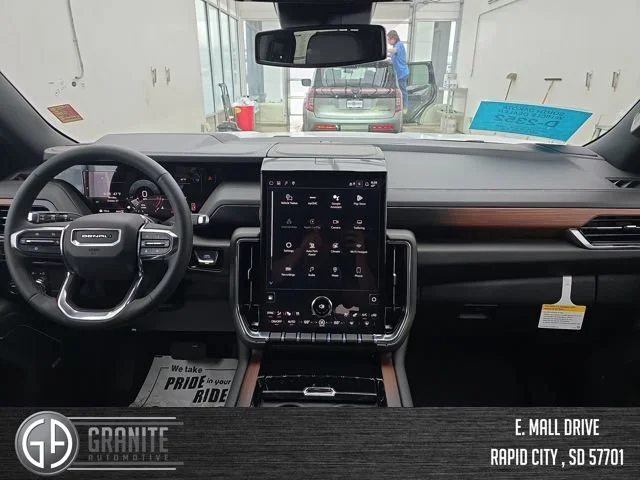 2026 GMC Yukon XL Denali - Photo 13
