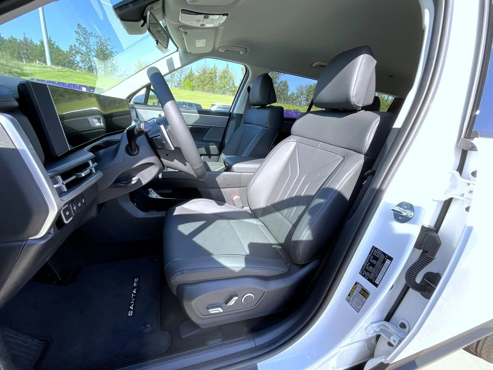 New 2026 White Hyundai SEL image 10