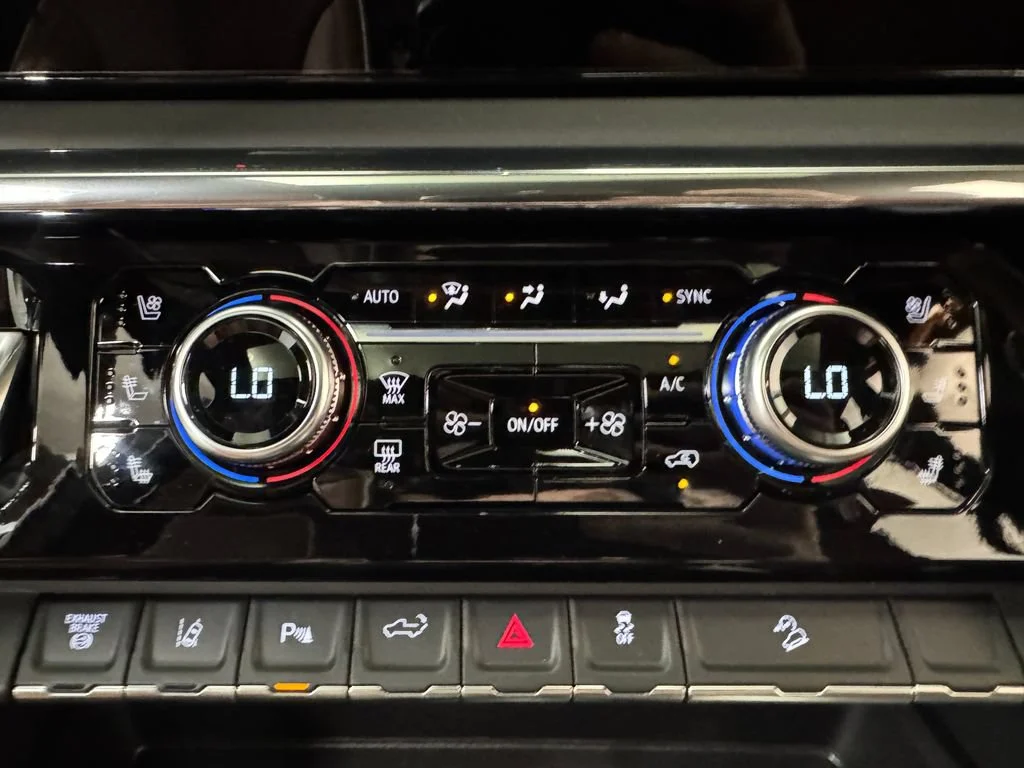 New 2026 Glacier White Tricoat GMC Denali Ultimate image 19