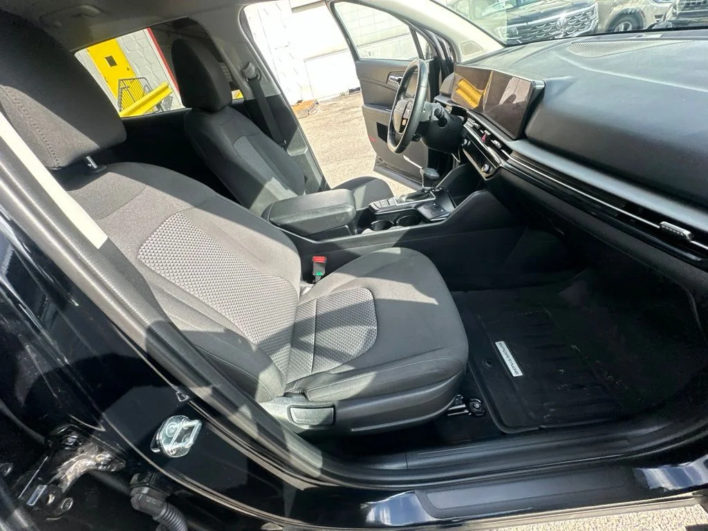 Used 2026 Black Kia LX image 33