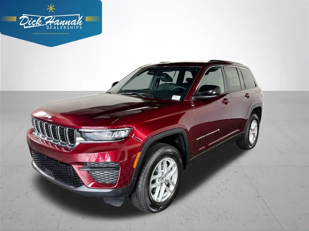 2026 Jeep Grand Cherokee Laredo X 4x4's photo