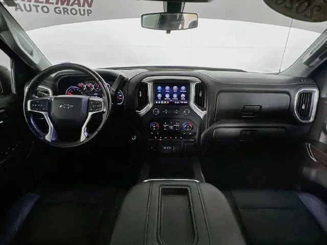 Used 2020 Black Chevrolet RST image 24