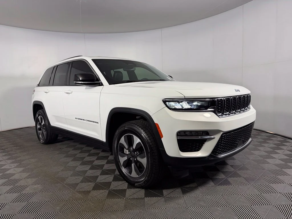 Certified Used 2024 White Jeep 4xe image 4