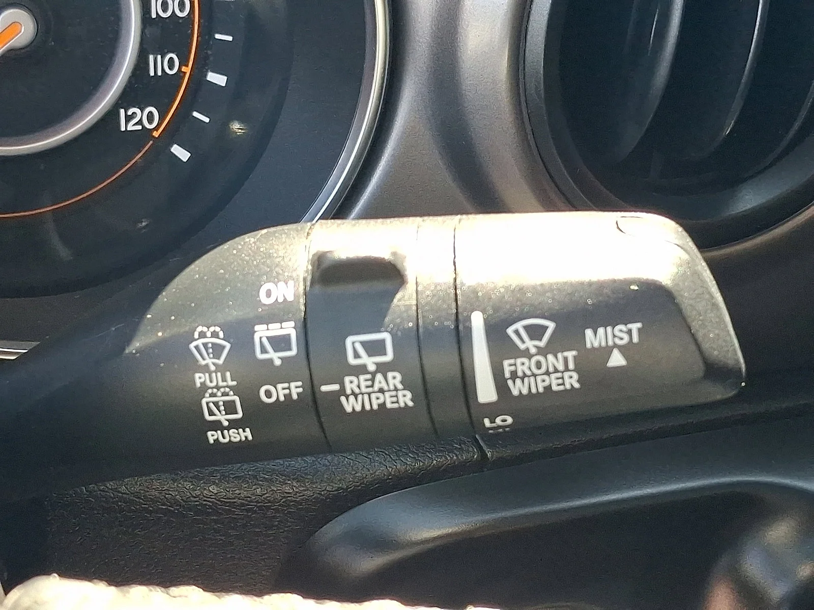 Used 2022 Bright White Clearcoat Jeep Unlimited Sport S image 27