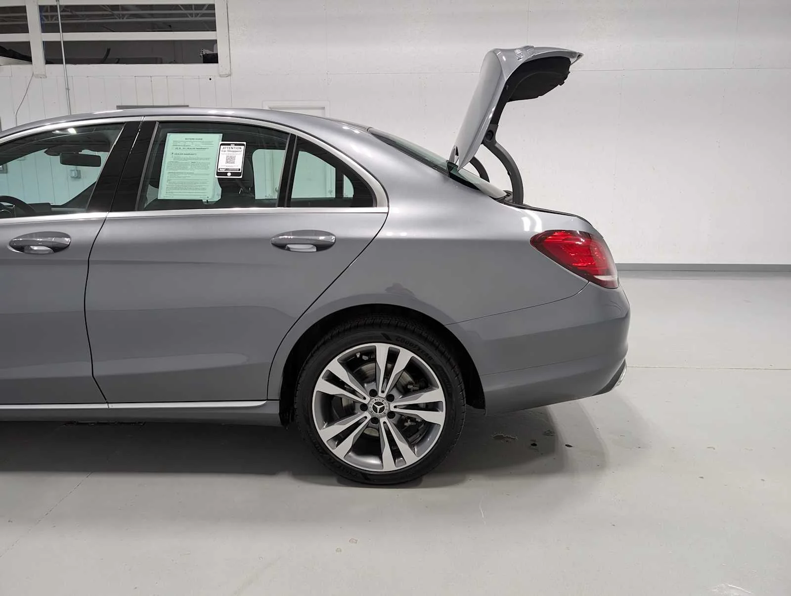 Used 2021 Selenite Grey Metallic Mercedes-Benz C 300 image 11
