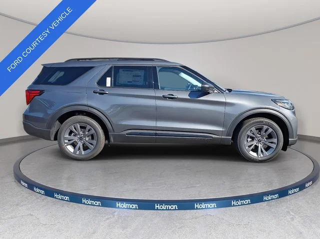 Used 2026 Carbonized Gray Metallic Ford Active image 3