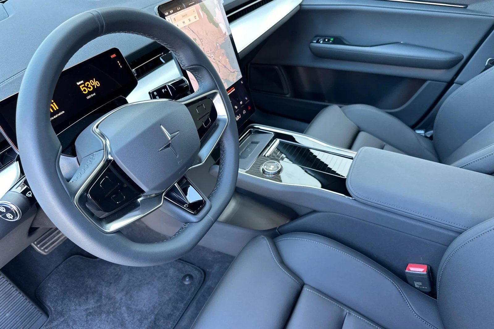 Used 2025 Jupiter Metallic Polestar Long Range Dual Motor Launch Edition image 13