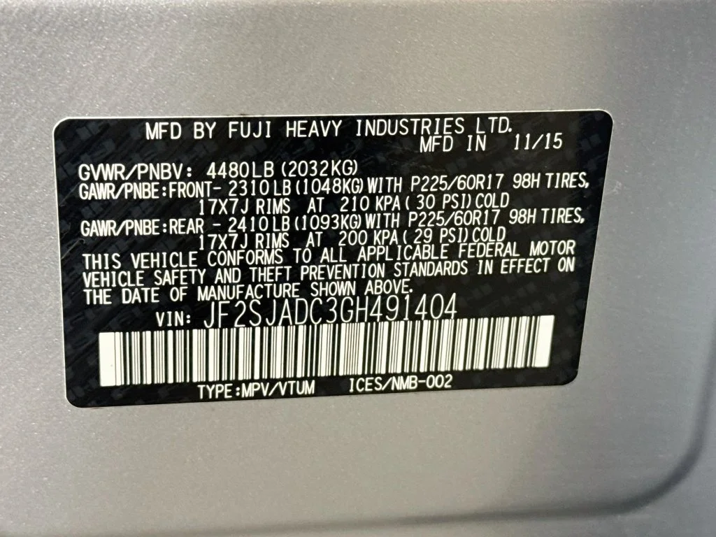 Used 2016 Silver Subaru 2.5i Premium image 40
