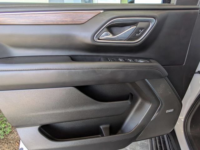 Used 2023 Summit White Chevrolet High Country image 20