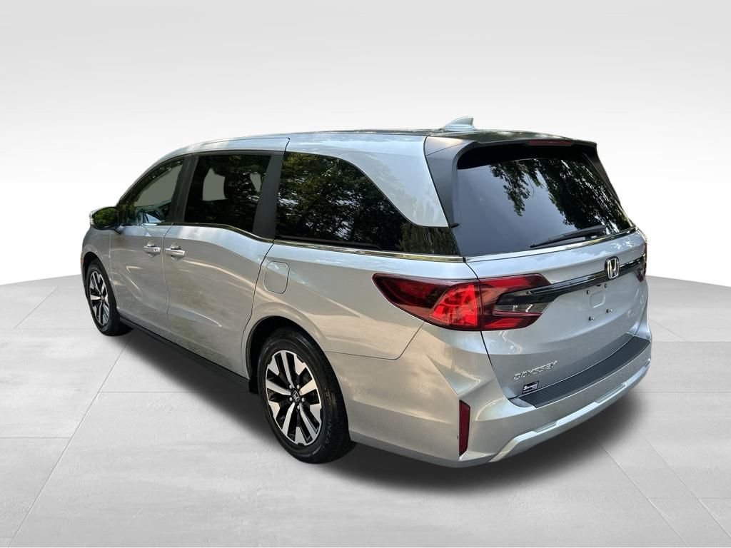 2025 Honda Odyssey EX-L - Photo 3