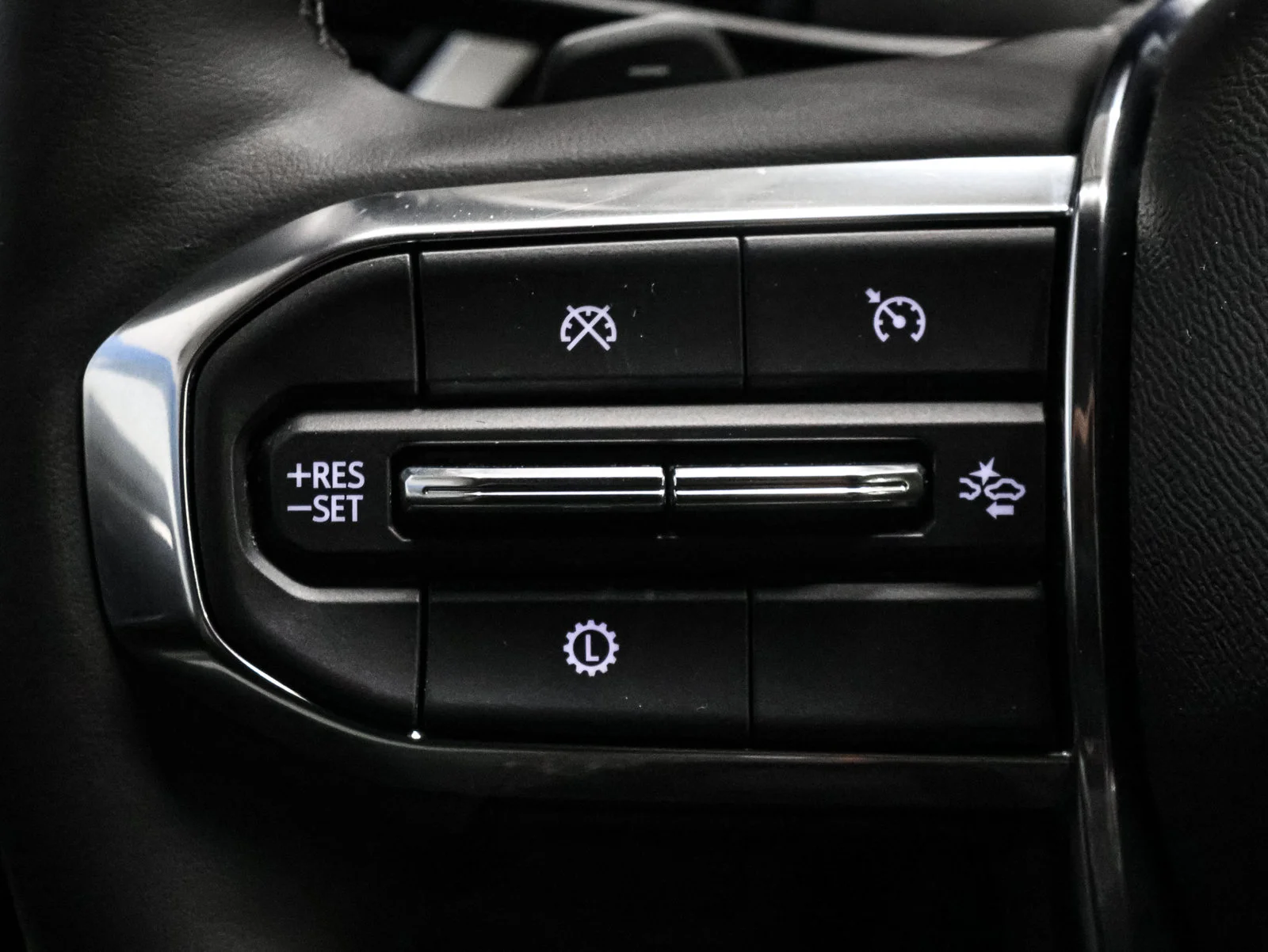 2025 GMC Yukon ELEVATION - Photo 35