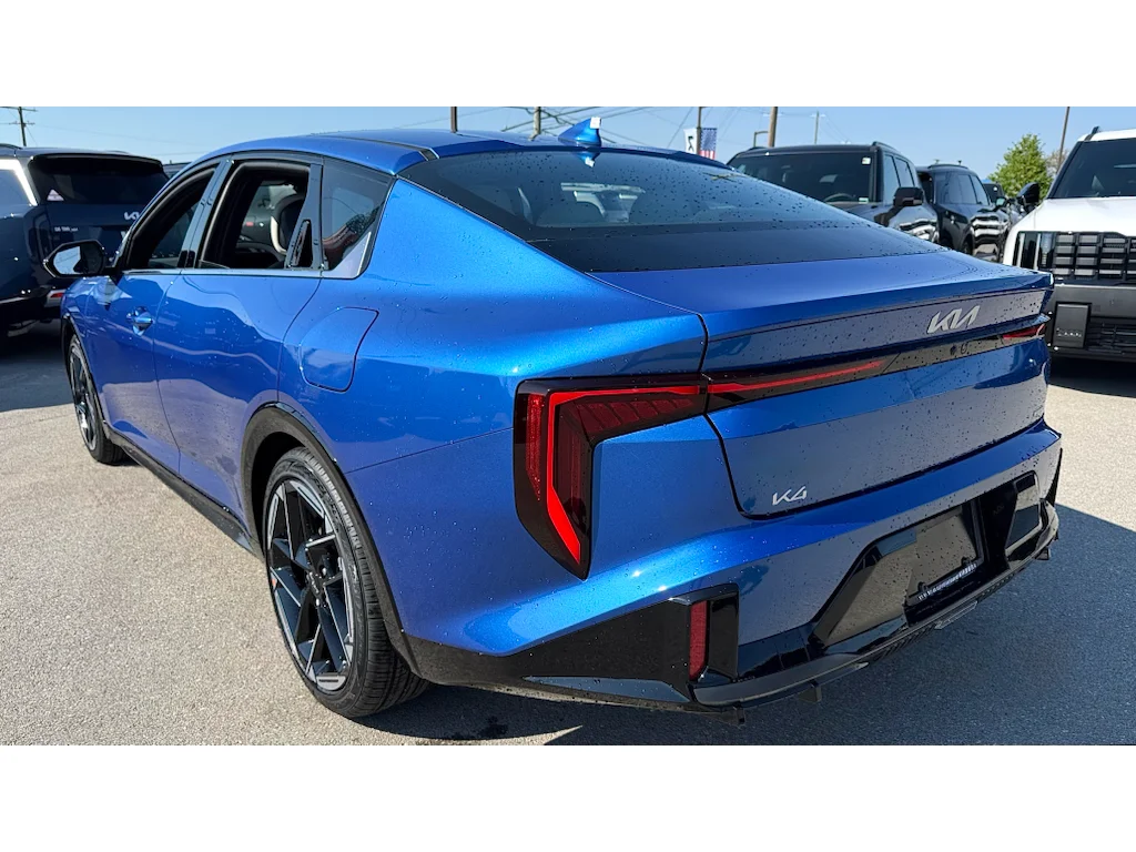 New 2026 Blu Kia GT-Line image 24