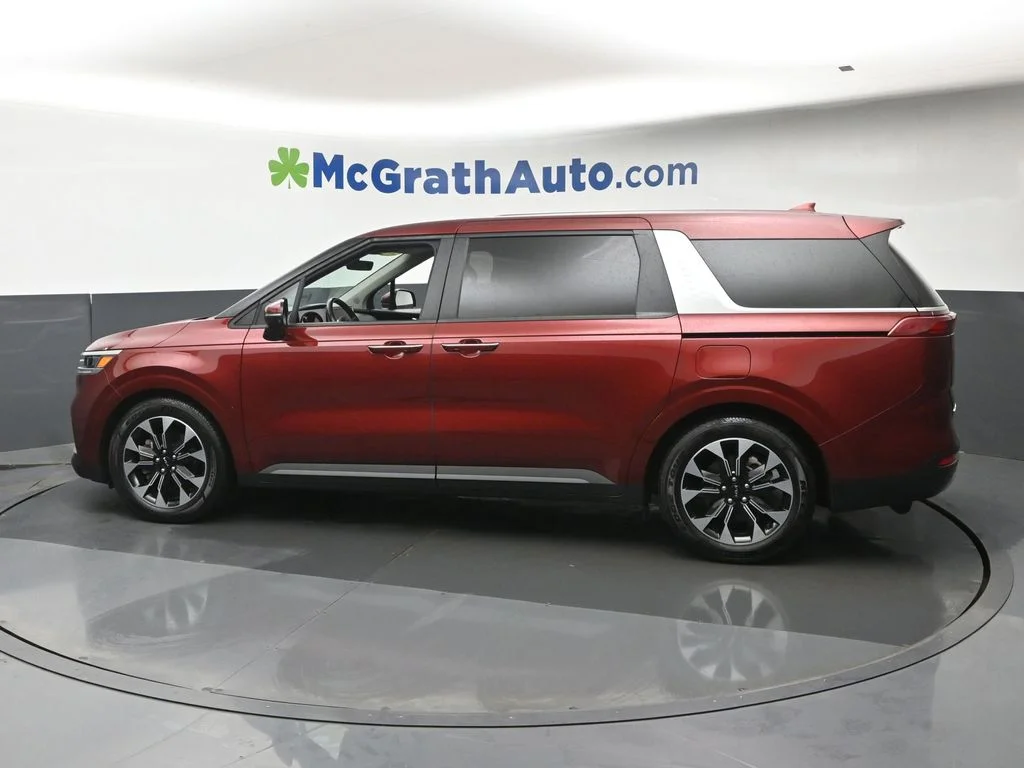 Used 2022 Red Kia EX image 25