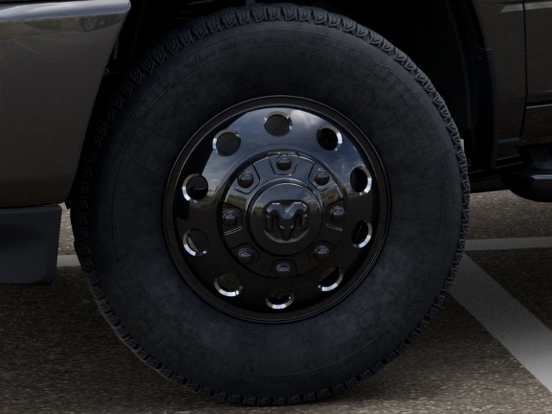New 2026 Granite Crystal Metallic Clear-Coat Exterior Paint RAM Laramie image 34