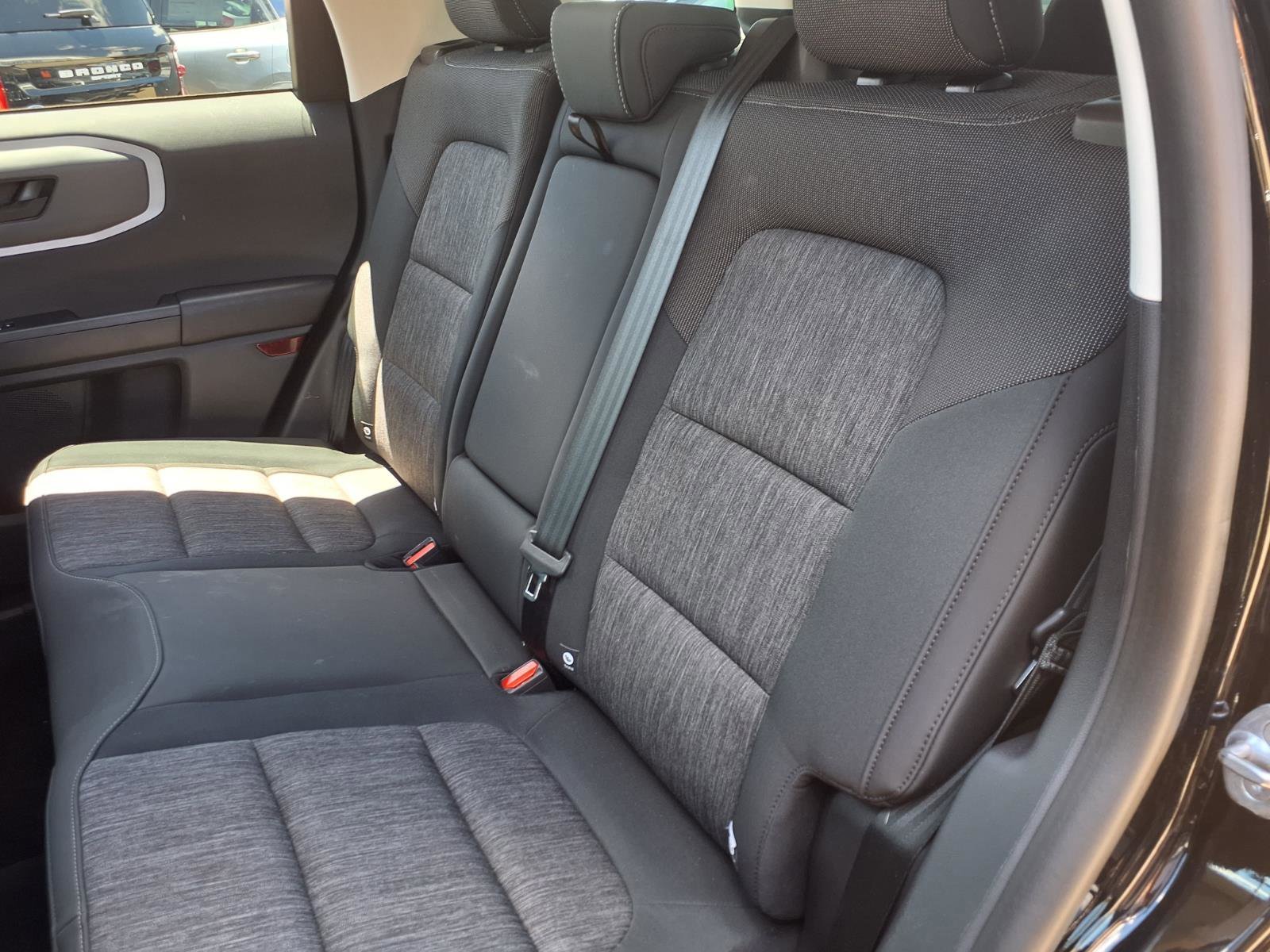 Used 2022  Ford Big Bend image 8