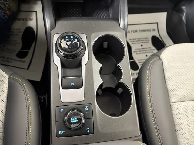 New 2026 Oxford White Ford Badlands image 13