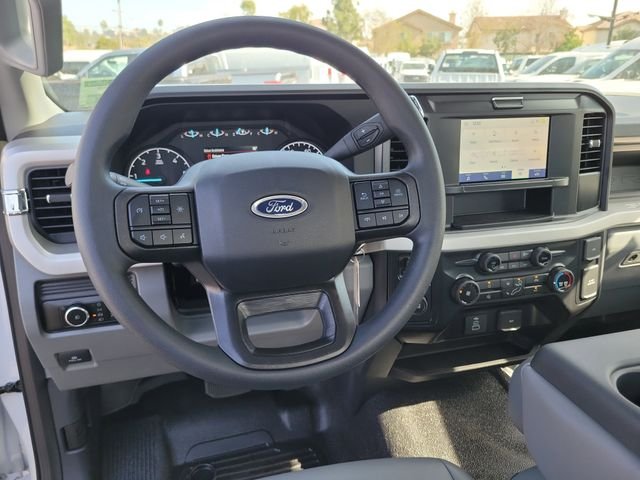 New 2026 Oxford White Ford F-550® XL image 4