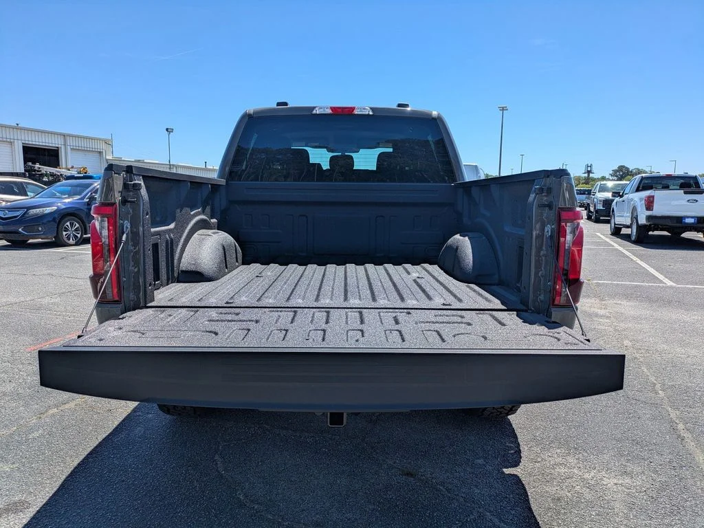 New 2026 Marsh Gray Ford XLT image 13