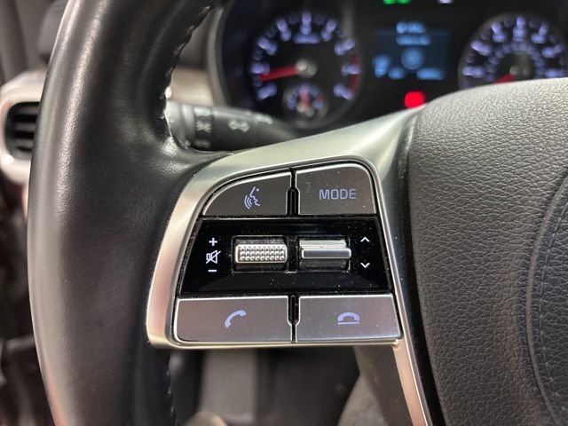 Used 2021 Purple Kia EX image 18