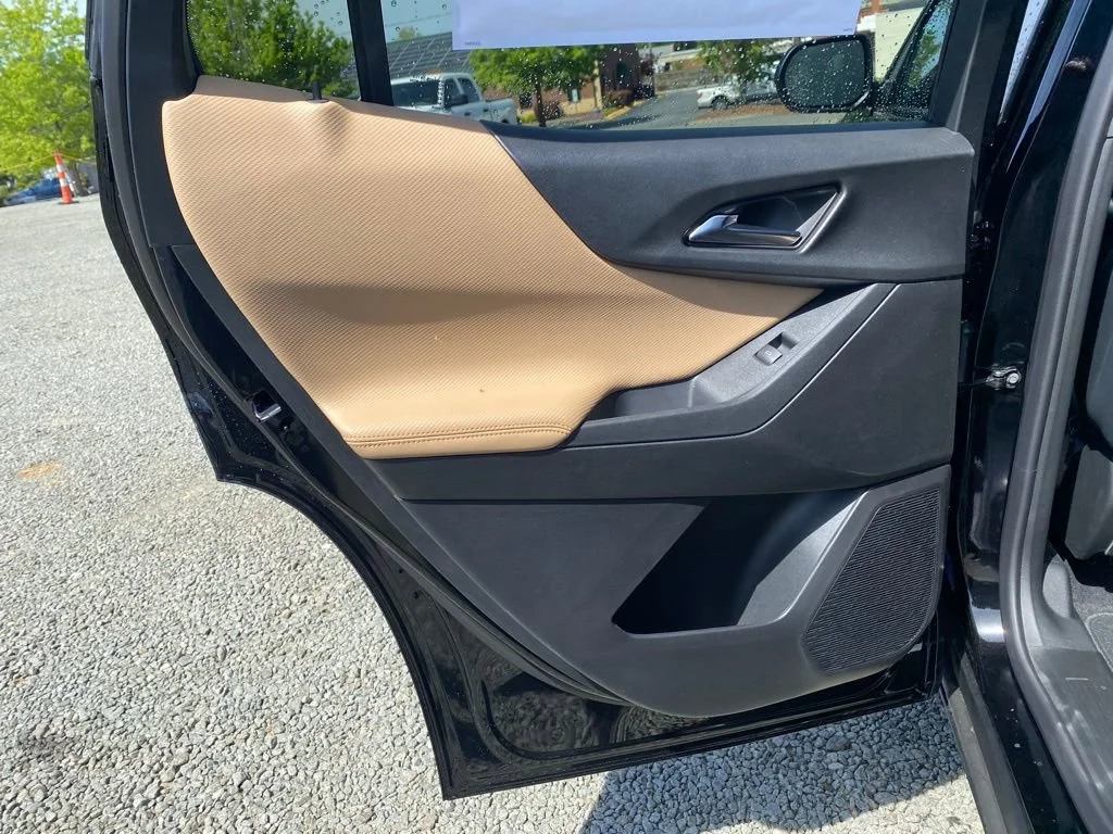 New 2026 Mosaic Black Metallic Chevrolet ACTIV image 16