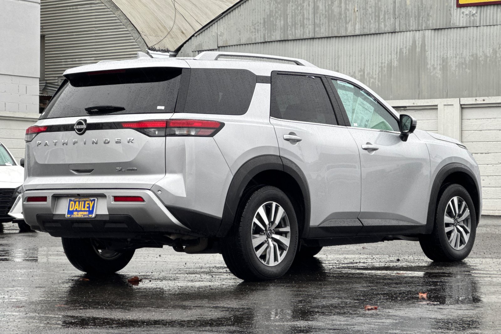 2025 Nissan Pathfinder SL - Photo 63