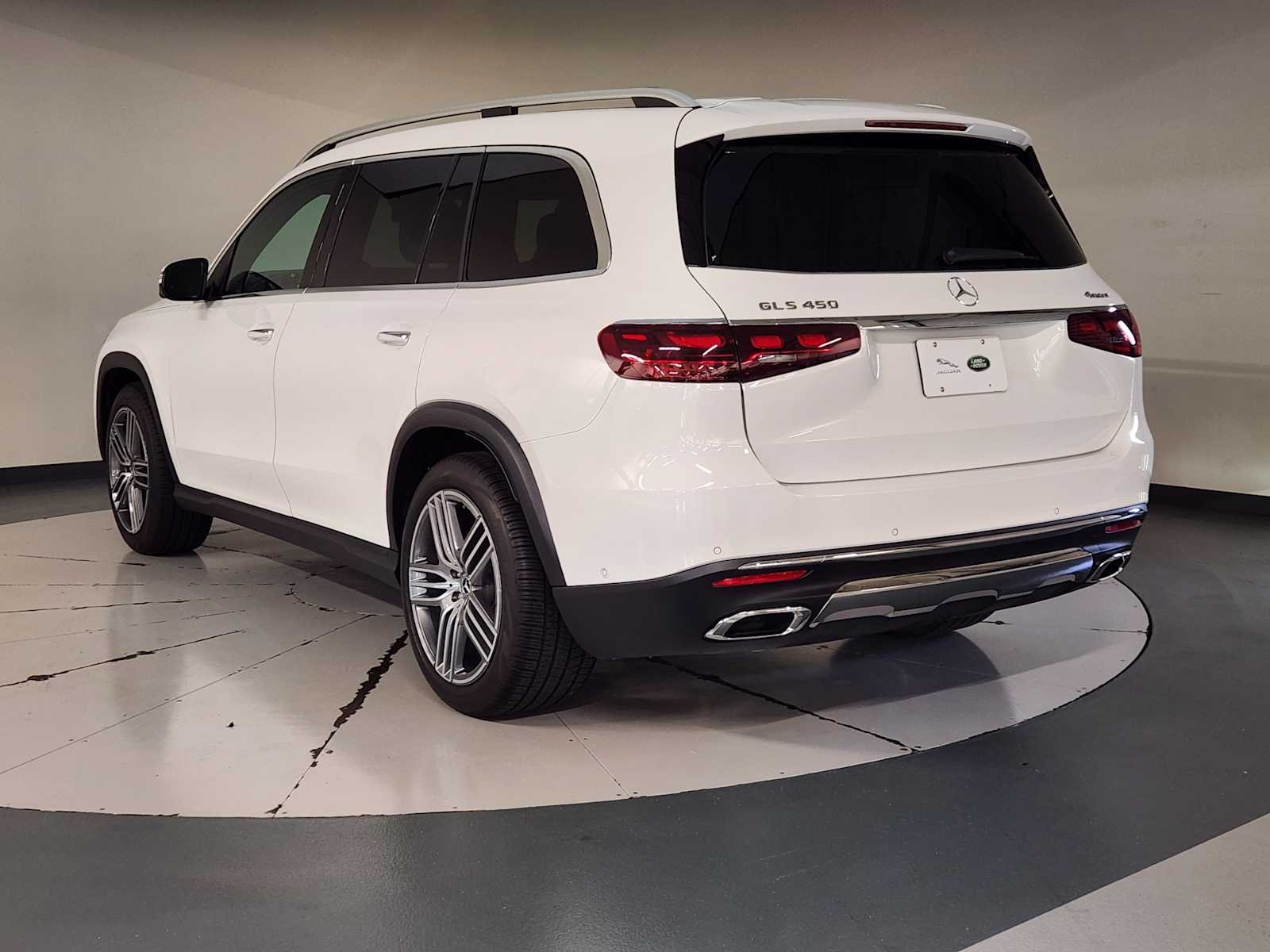 Used 2026 Polar White Mercedes-Benz GLS 450 image 6