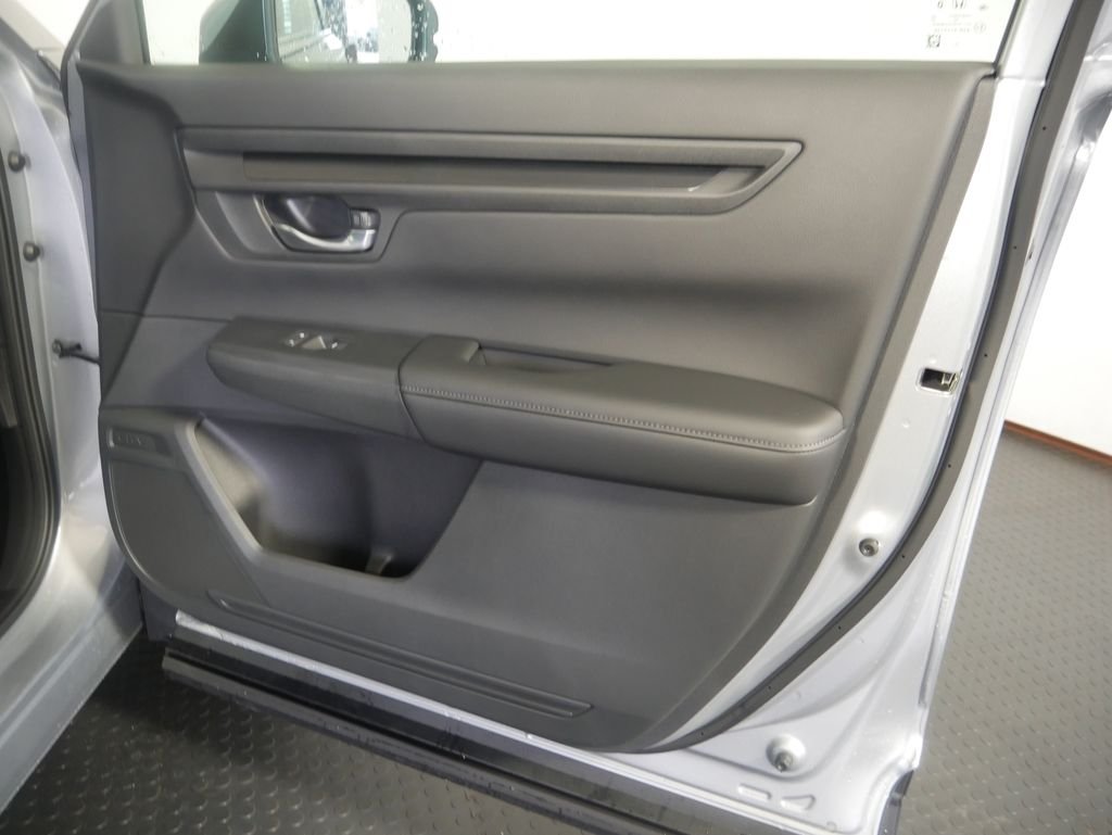 New 2026 Solar Silver Metallic Honda AWD LX image 5