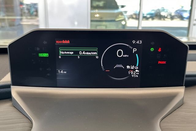 New 2026 Wind Chill Pearl <sup>1</sup> Toyota  SE image 22