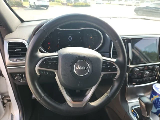 Used 2019 Bright White Clearcoat Jeep Limited image 13