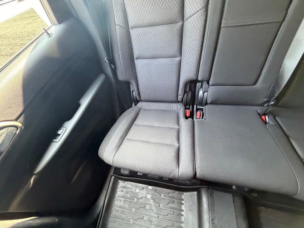 Used 2021 Billet Silver Metallic Jeep Laredo E image 13