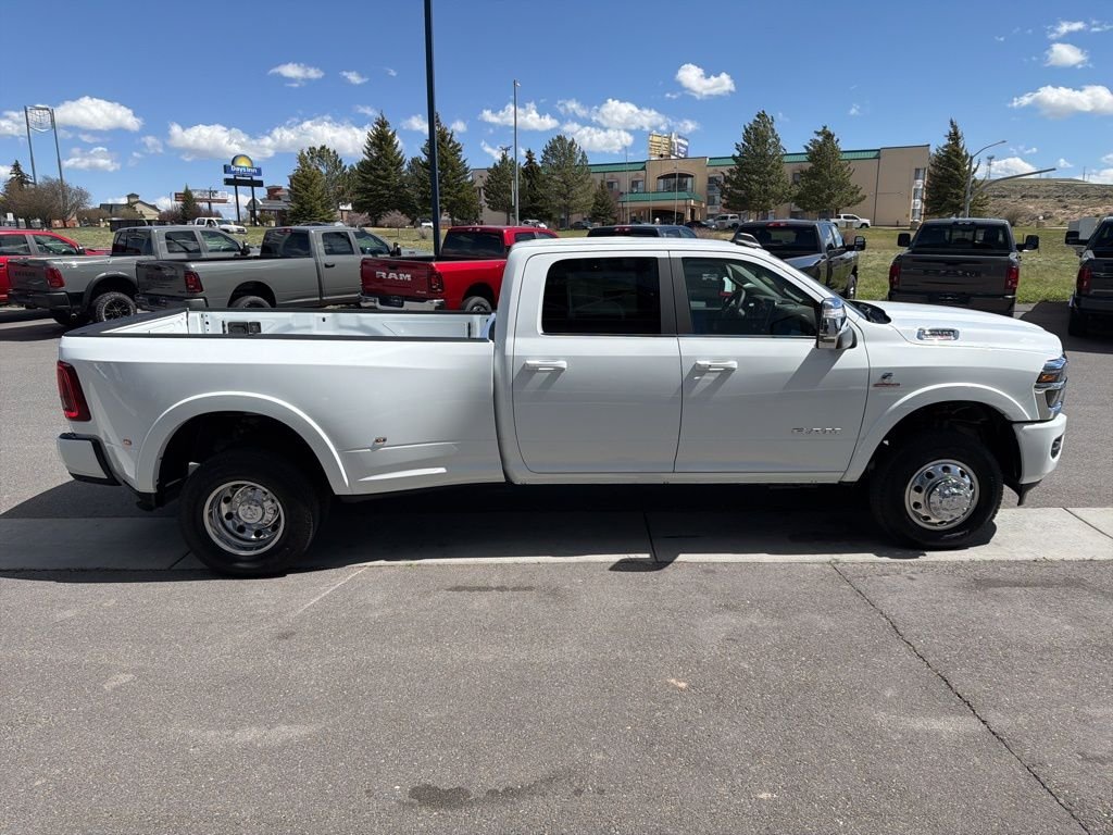 New 2026 Bright White Clear-Coat Exterior Paint RAM Limited Longhorn image 12