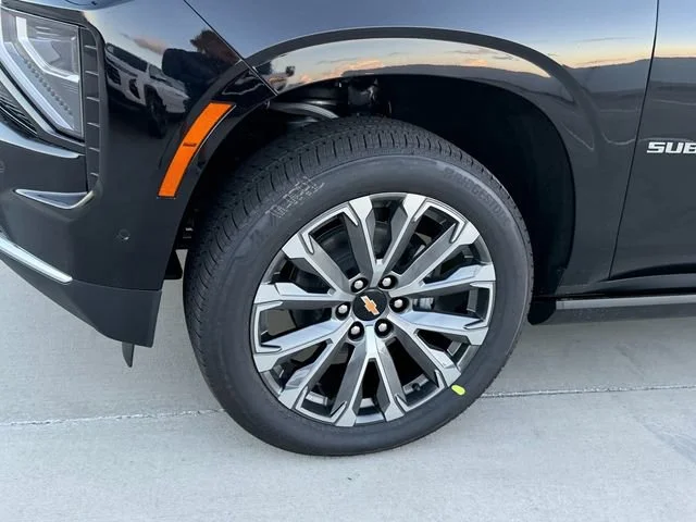 New 2026 Black Chevrolet High Country image 4