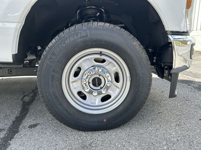 New 2026 Oxford White Ford F-250® XL image 20