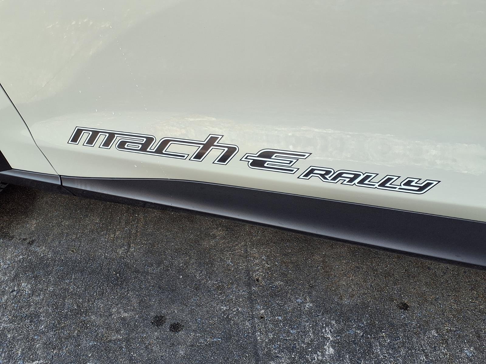 Used 2025 Desert Sand Ford GT image 7