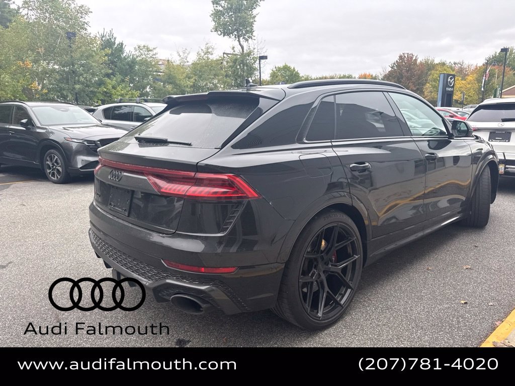 Used 2023 Black Audi 4.0T image 3