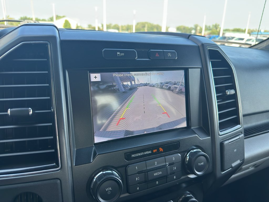 Used 2019 Oxford White Ford XLT image 13
