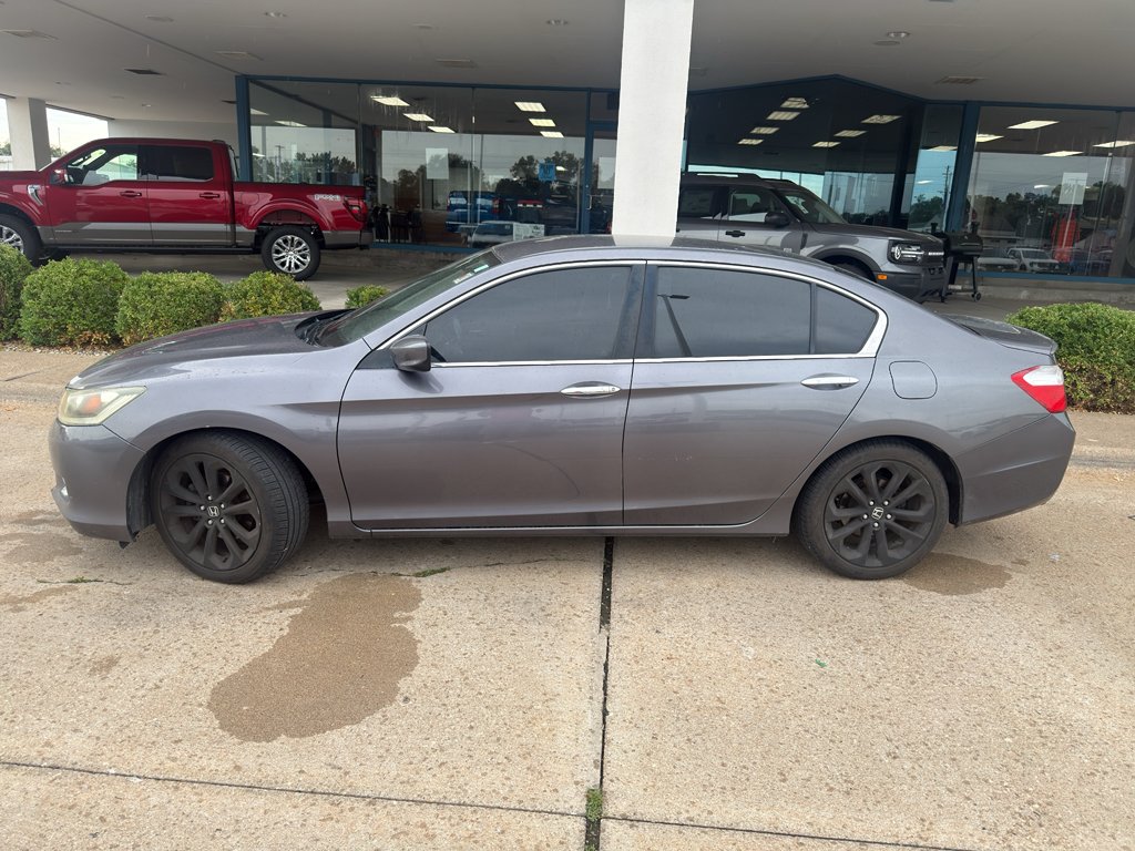 Used 2014 Modern Steel Metallic Honda Sport image 12