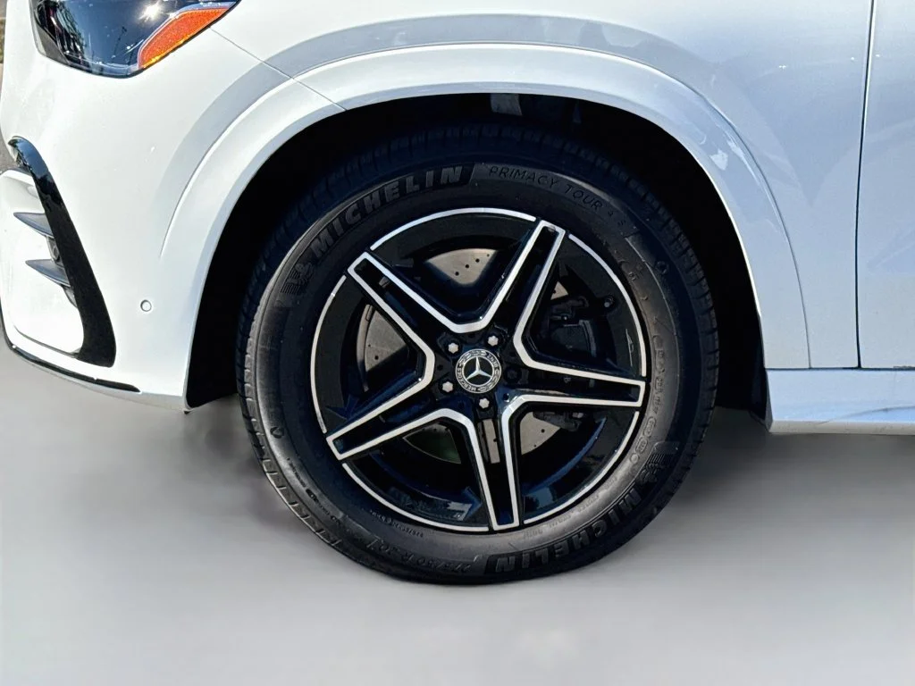 Used 2026 Polar White Mercedes-Benz GLE 350 image 38