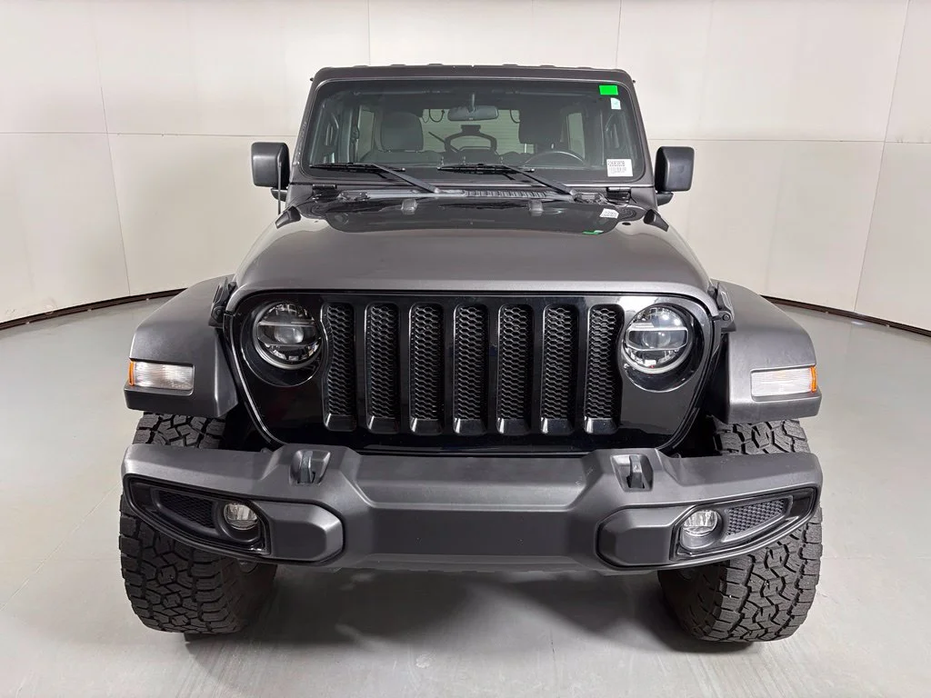 Used 2021 Gray Jeep Unlimited Willys image 3